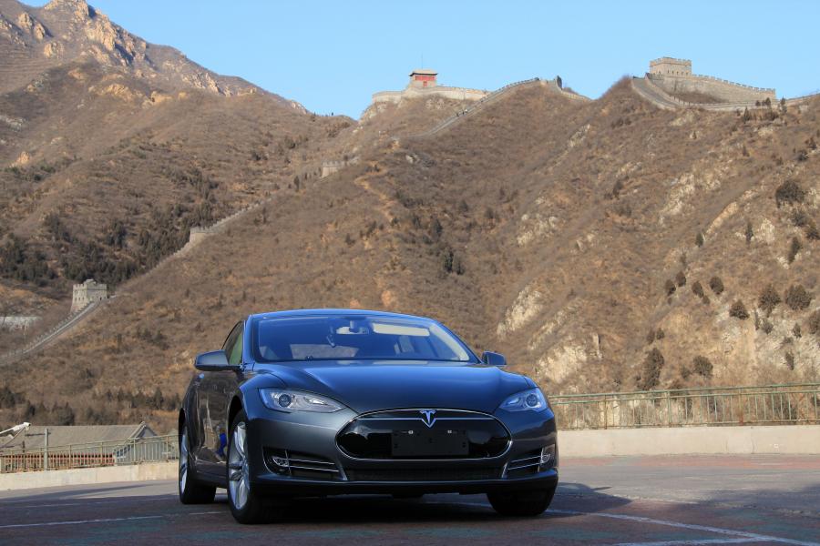  Tesla Model S P85D 2014 года  (WW) (фото 10 из 10)